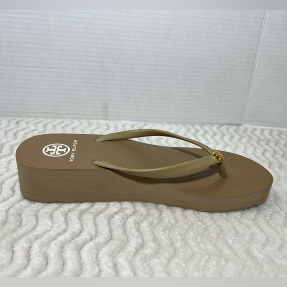 Tory Burch Sandals Women’s 9.5M Beige Wedge Thong Thin Flip Flops Casual Comfort - Picture 6 of 11